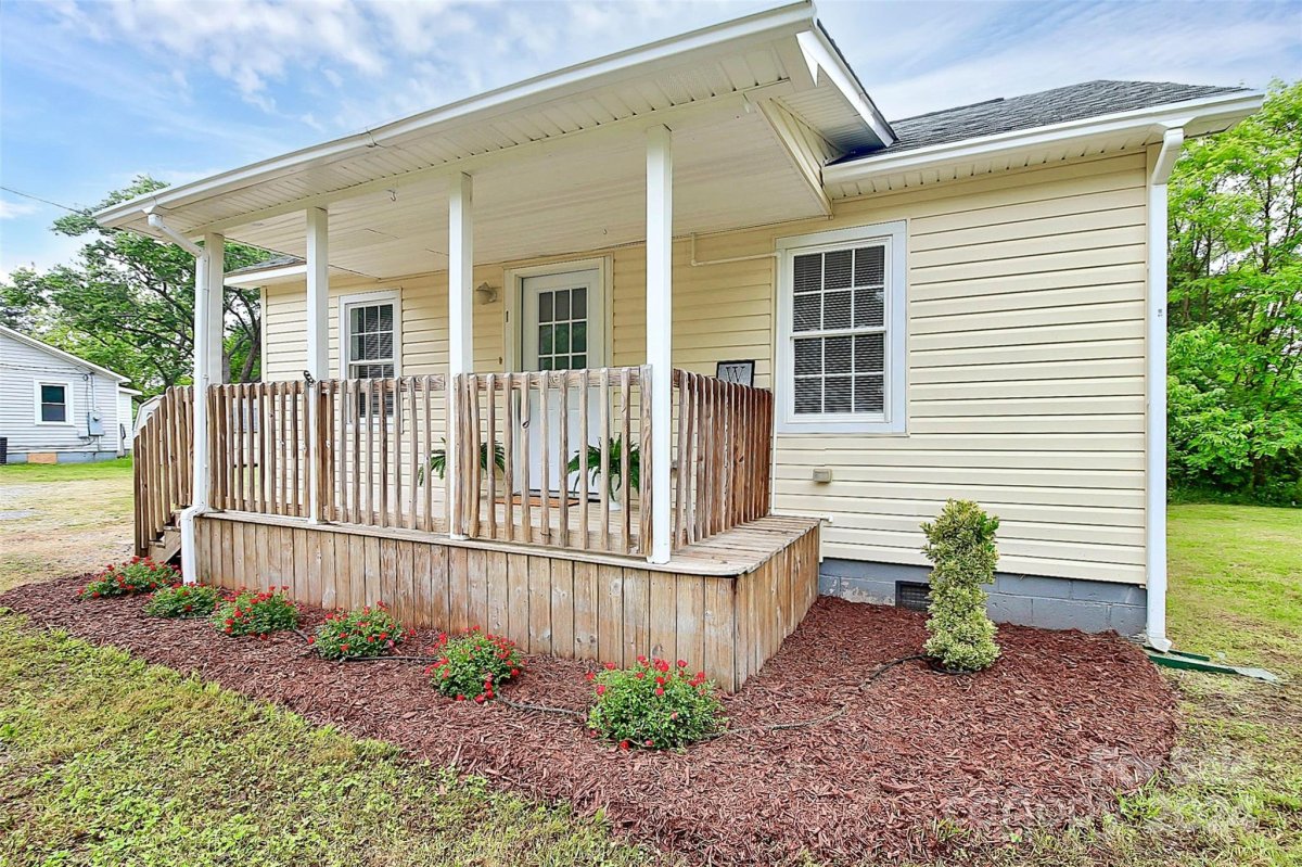 3922 Old York Road