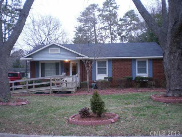 1419 Woodhill Lane