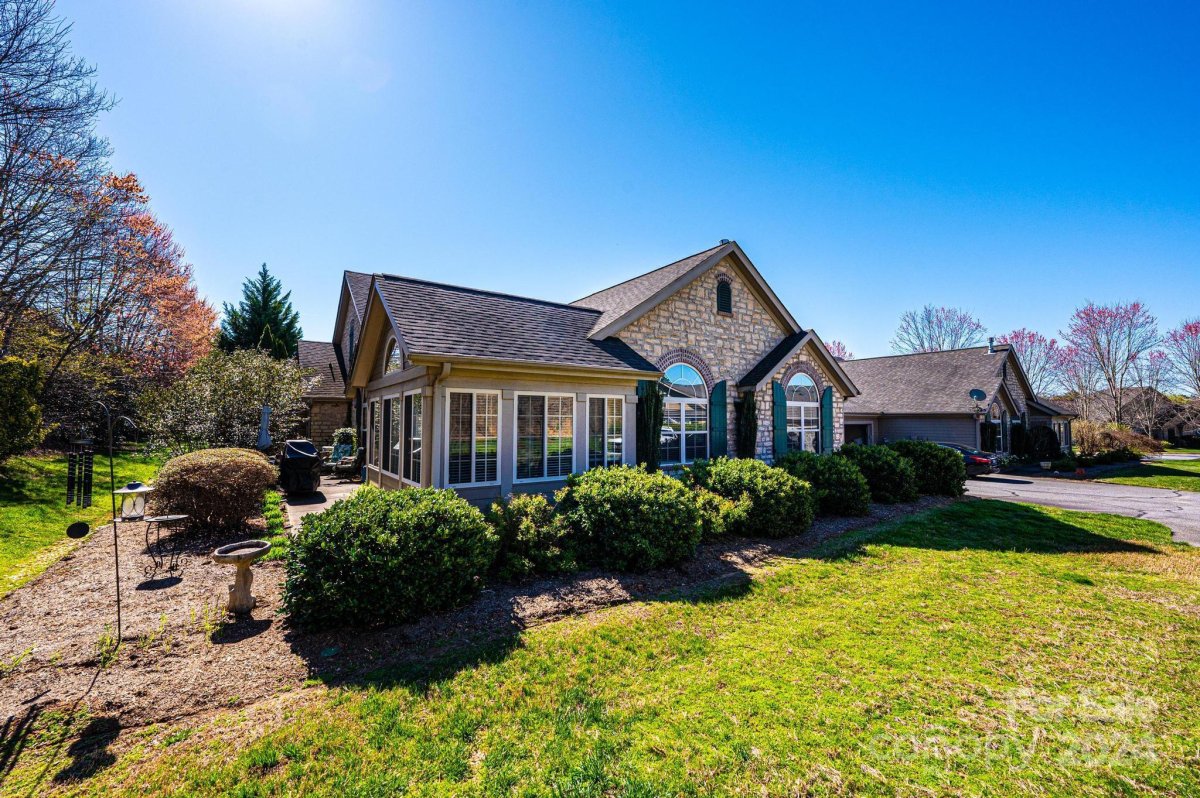 815 Wynnshire Drive