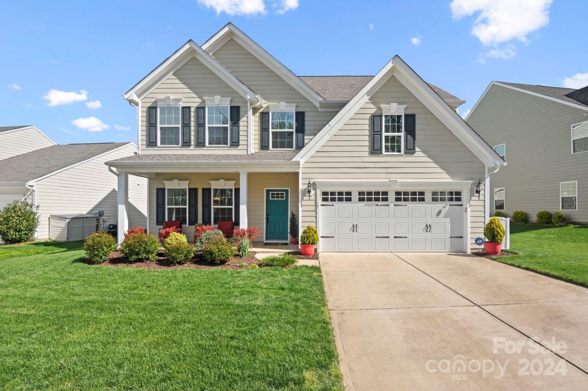 1112 Arnott Lane