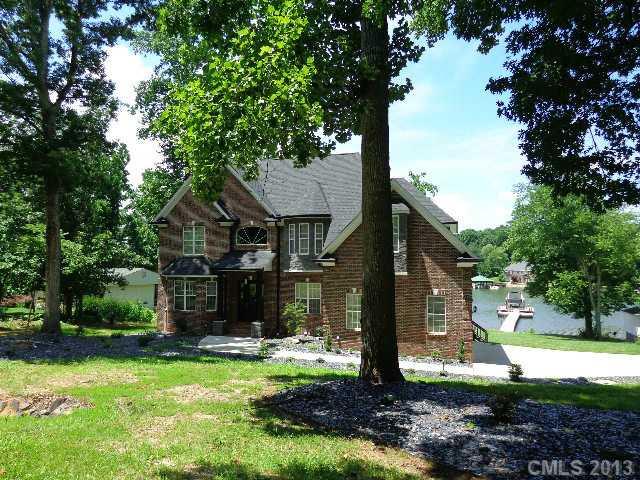 44 Whippoorwill Road