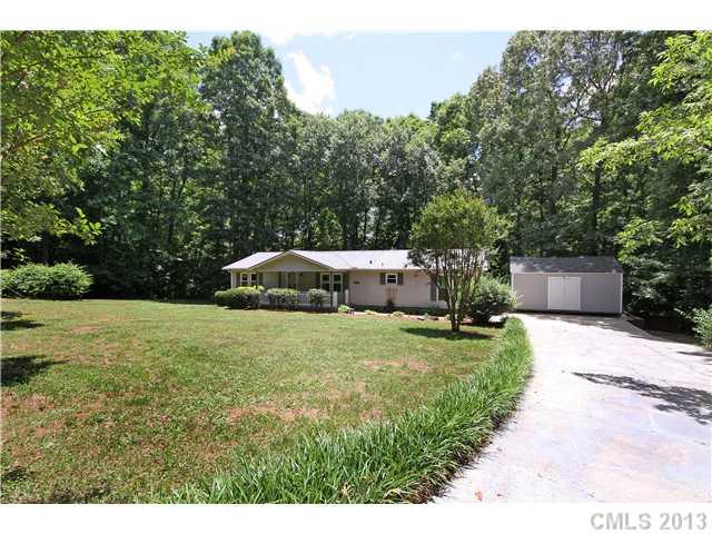 7464 Forest Oak Drive