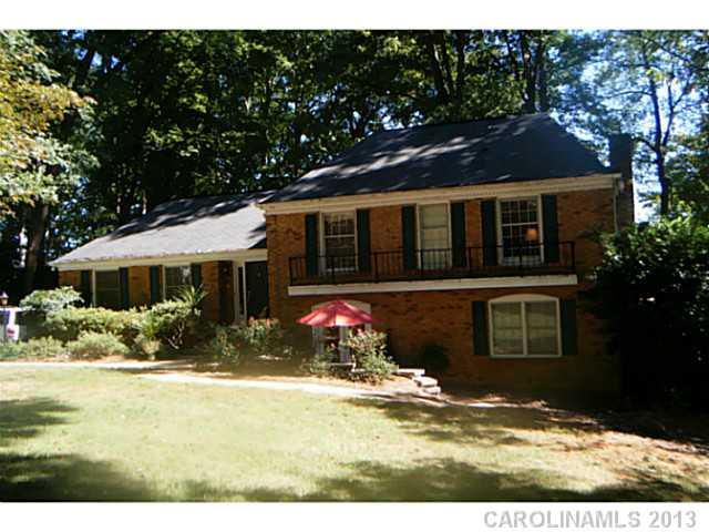 175 Woodstream Circle