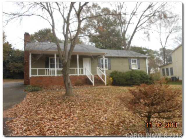1704 Cardinal Court