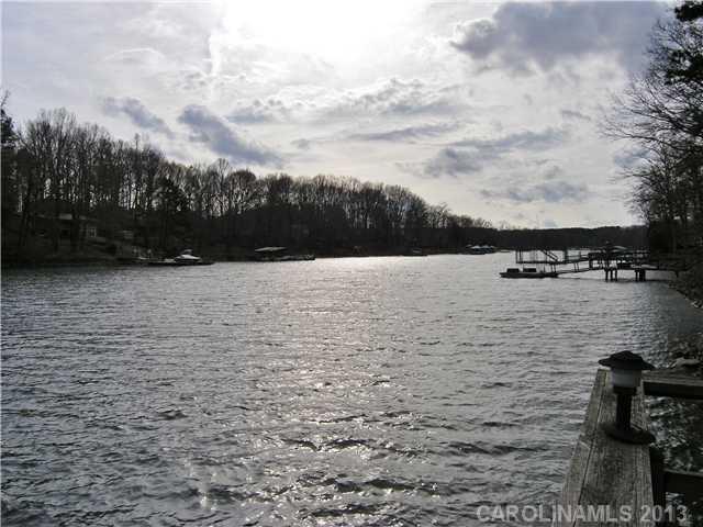 496 Greenbay Road