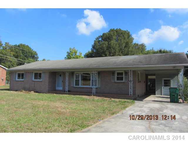 628 Yuma Street 10