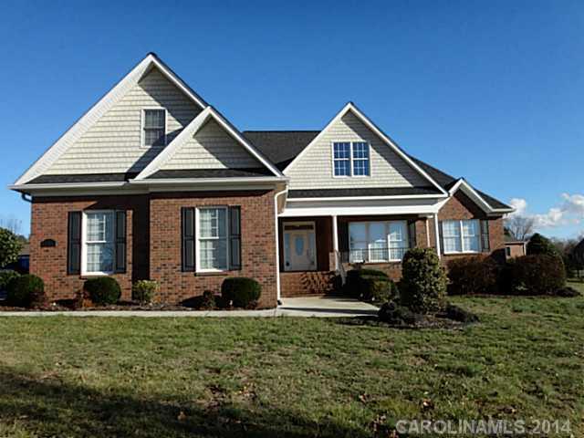 115 Howard Pond Loop