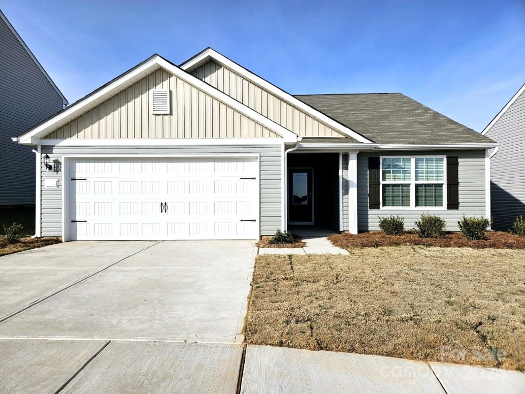 413 Apex Circle