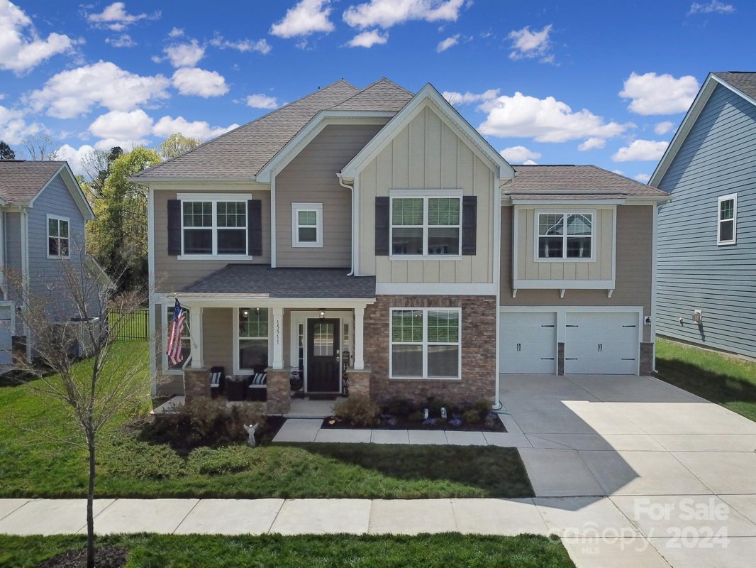 15511 Queens Trail Drive