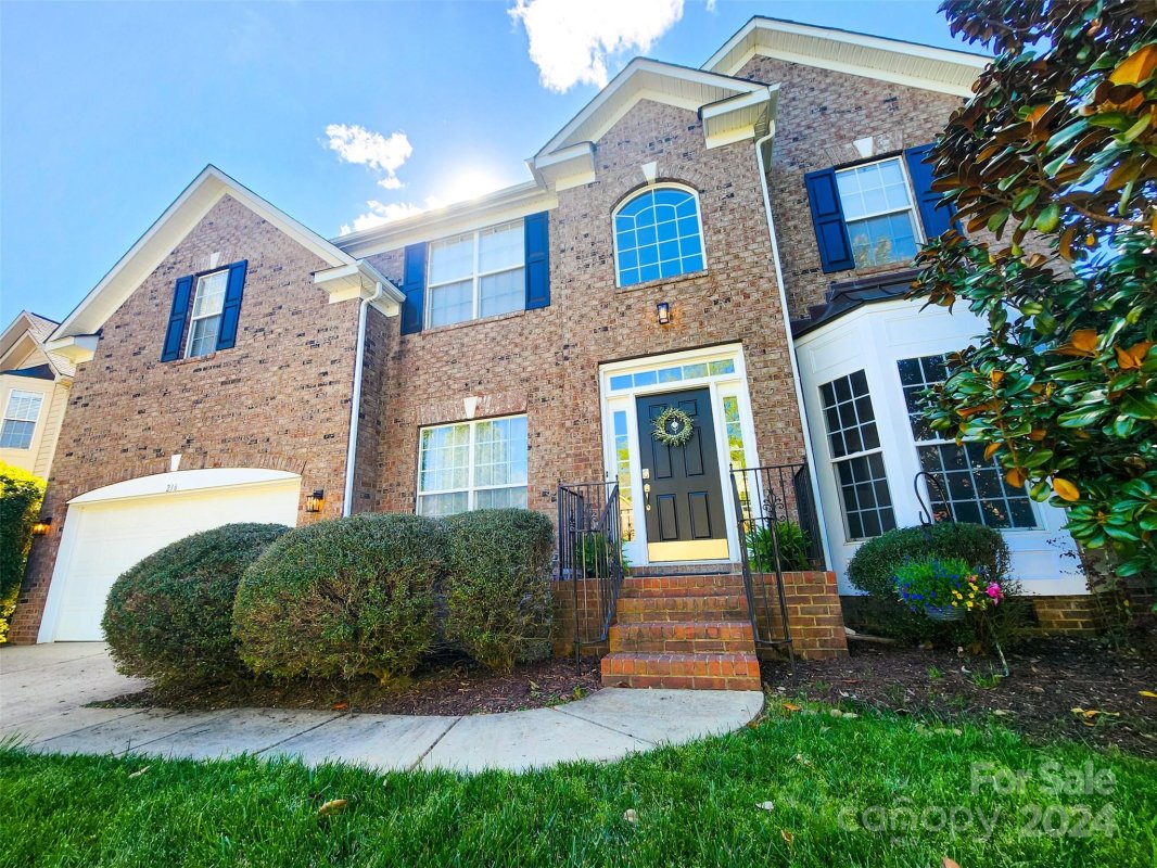 216 Tyndale Court