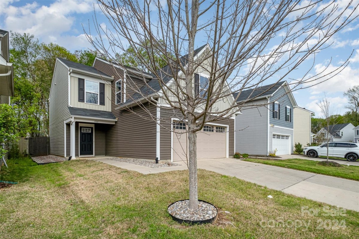 1702 Hooper Court