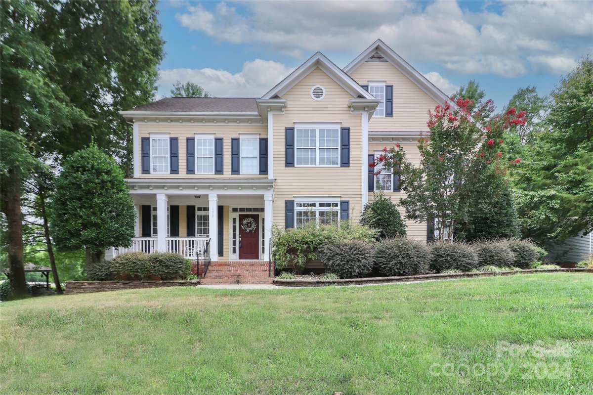 173 Hunters Hill Drive