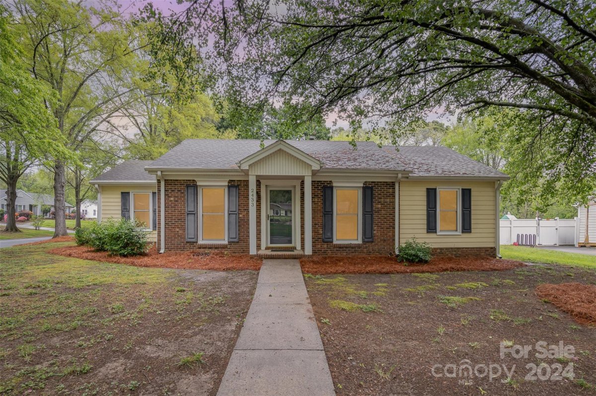 2433 Birnen Drive