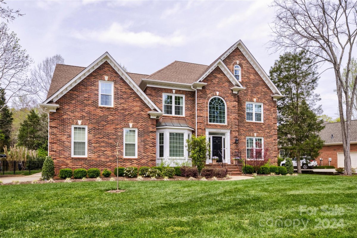 12810 Darby Chase Drive