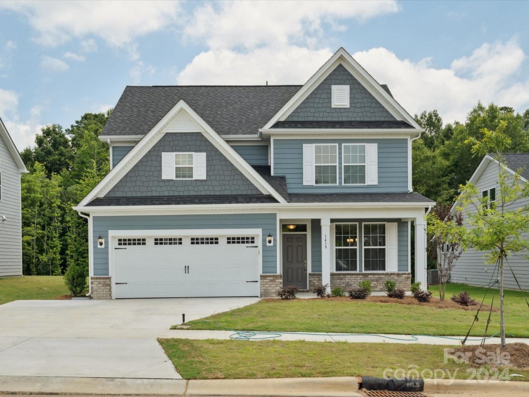 1419 Black Walnut Street 42