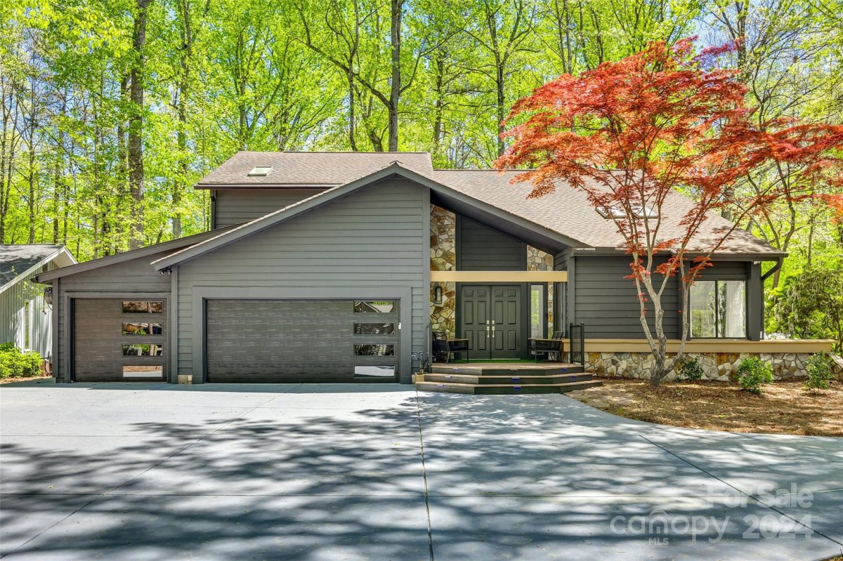 2 Whipporwill Court