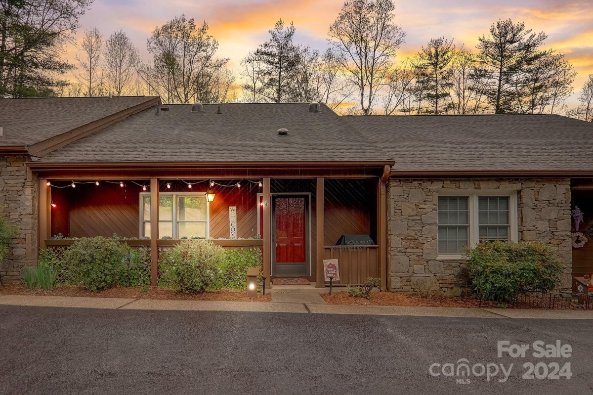 4 Calico Lane