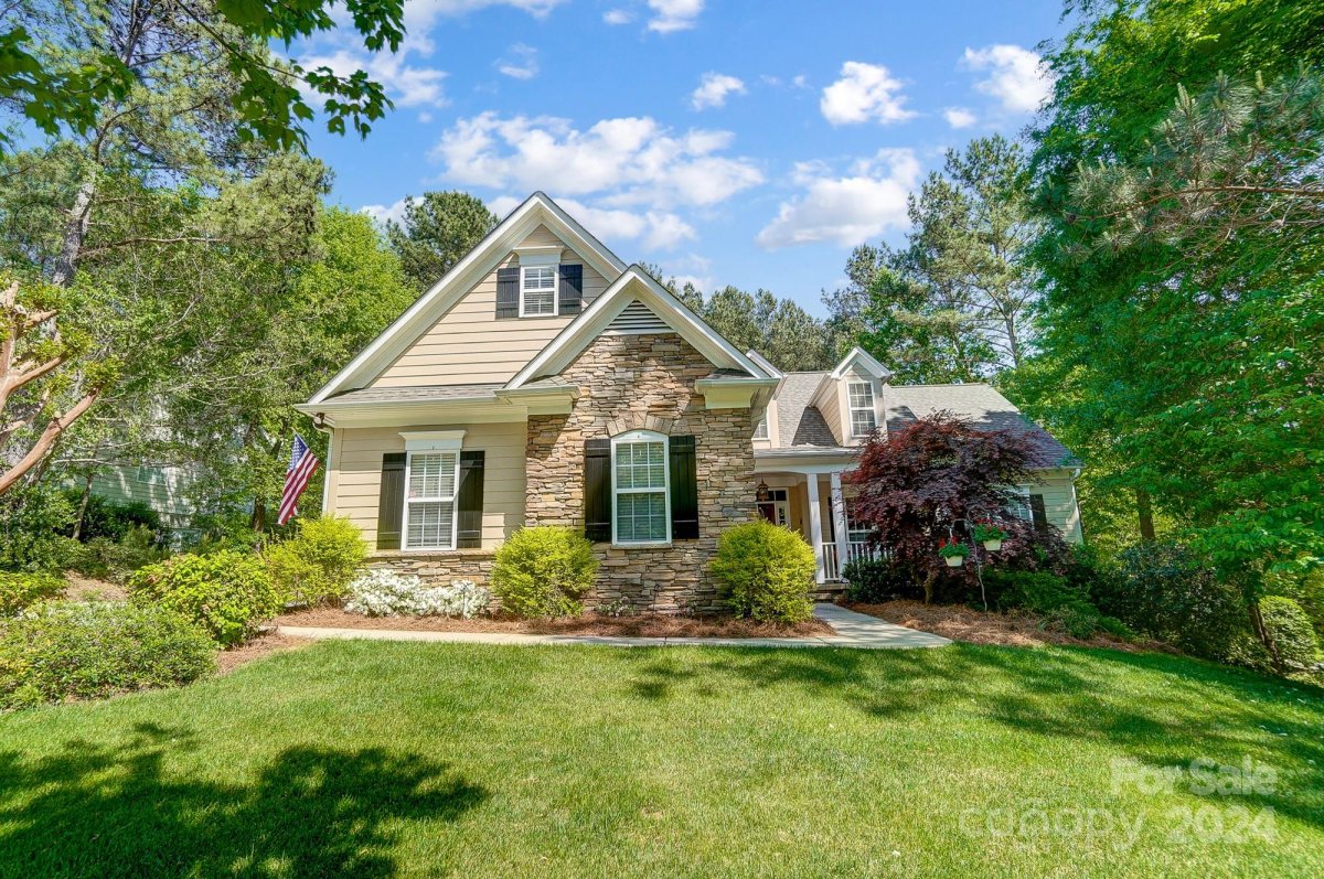 309 Silvercliff Drive