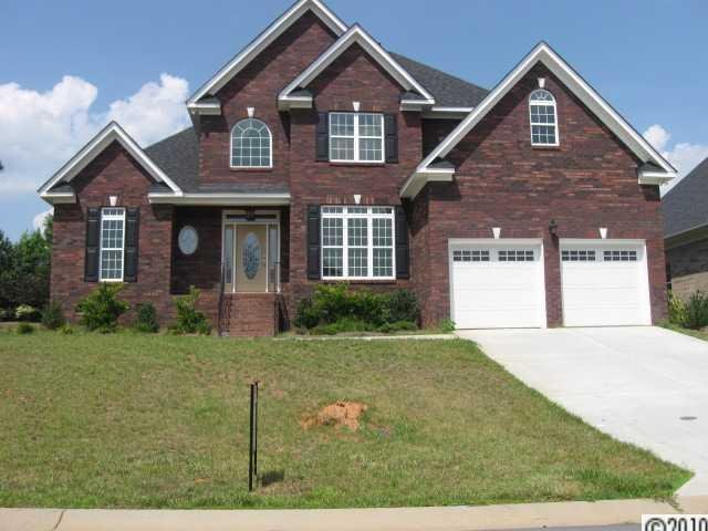 1004 Simmon Tree Court