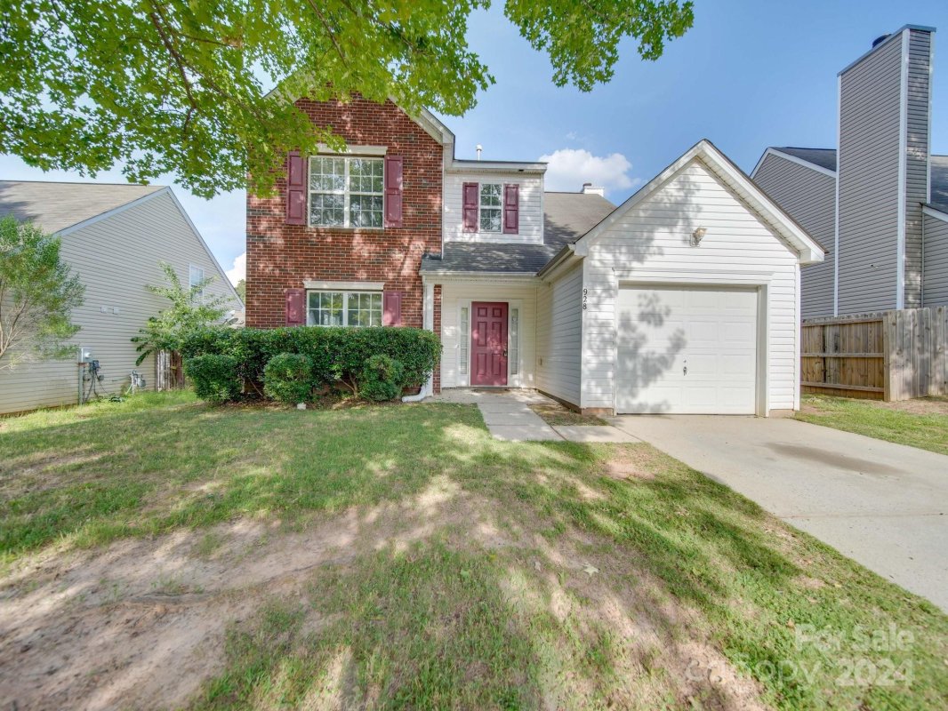 928 Grass Hollow Court
