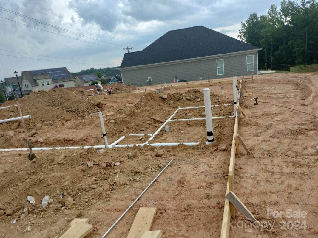 501 Tate Trail 9