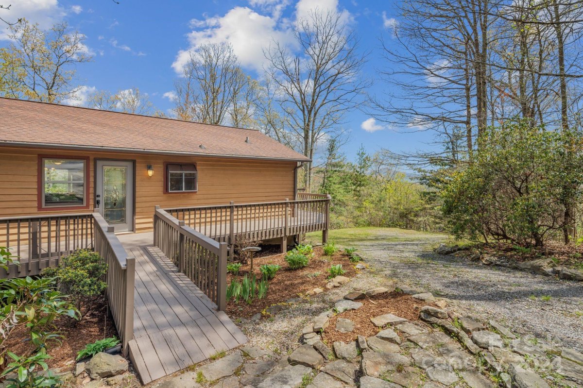 126 Chestnut Forest Road