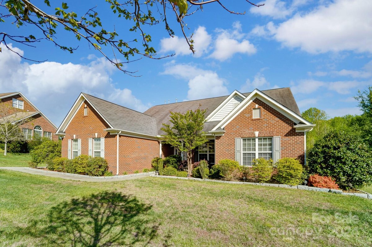 1036 Hearth Lane