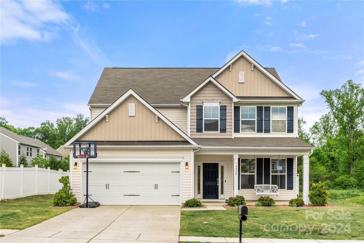 3820 Lampasas Lane