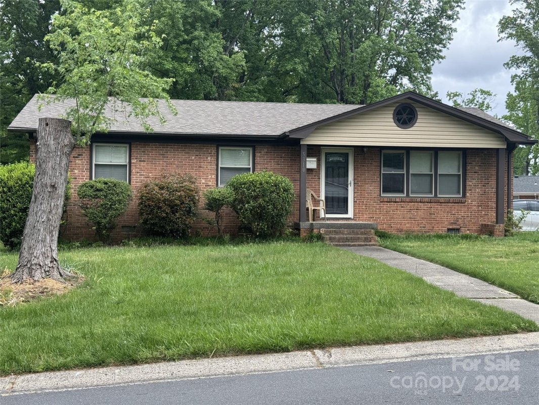 5310 Myrica Lane