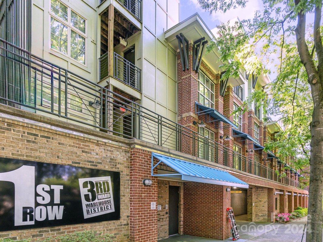 1101 W 1st Street 210