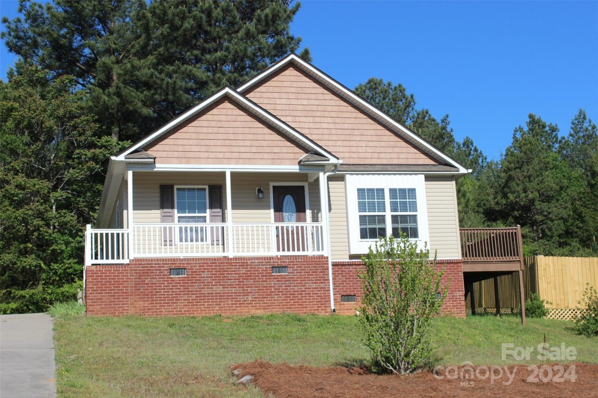 321 Eagle Creek Road