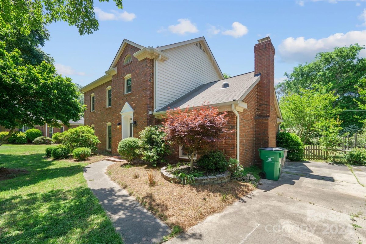 4707 Carberry Court