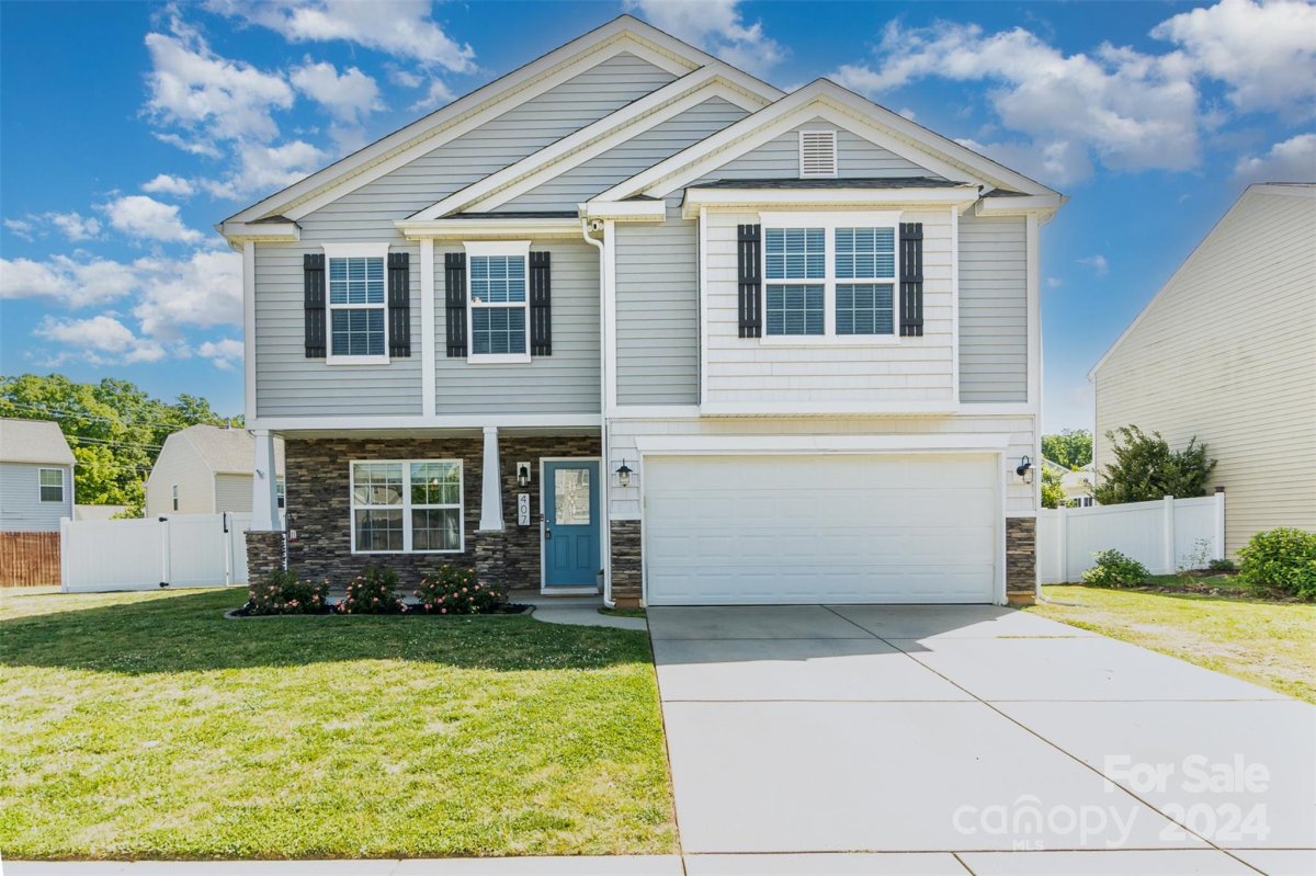 407 Lind Point Lane 527