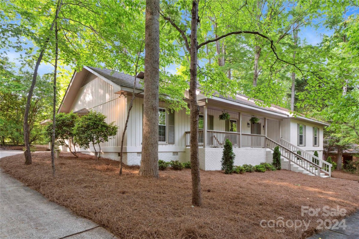 38 Timberidge Drive