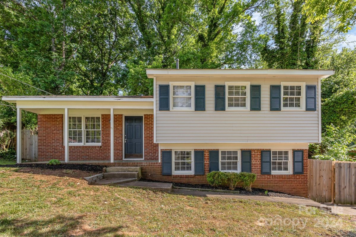 355 Sleepy Hollow Road