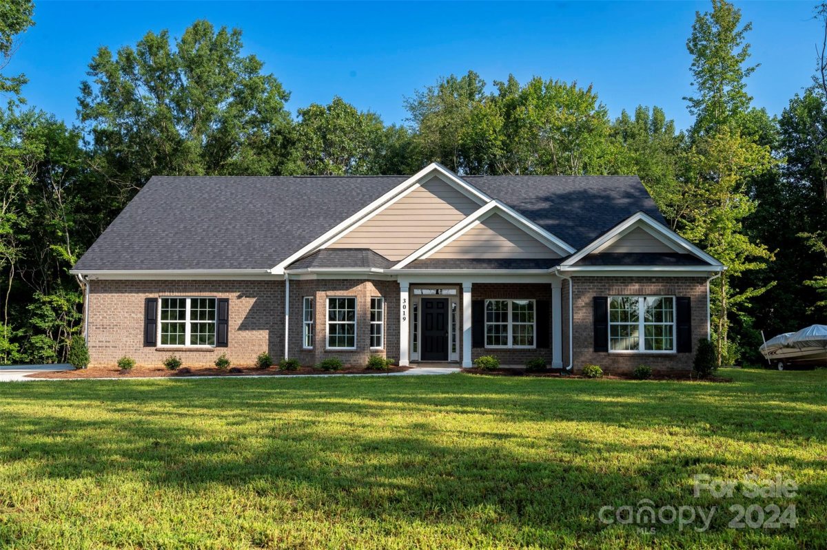 3019 Buffett Lane