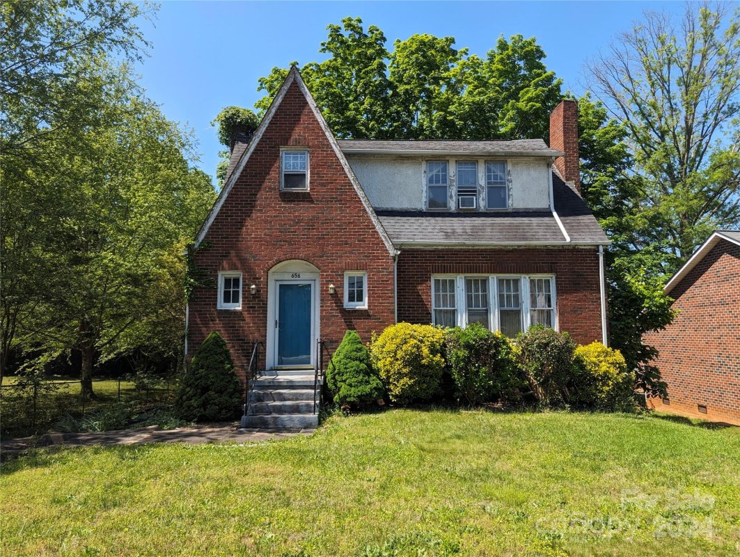 656 Salisbury Road