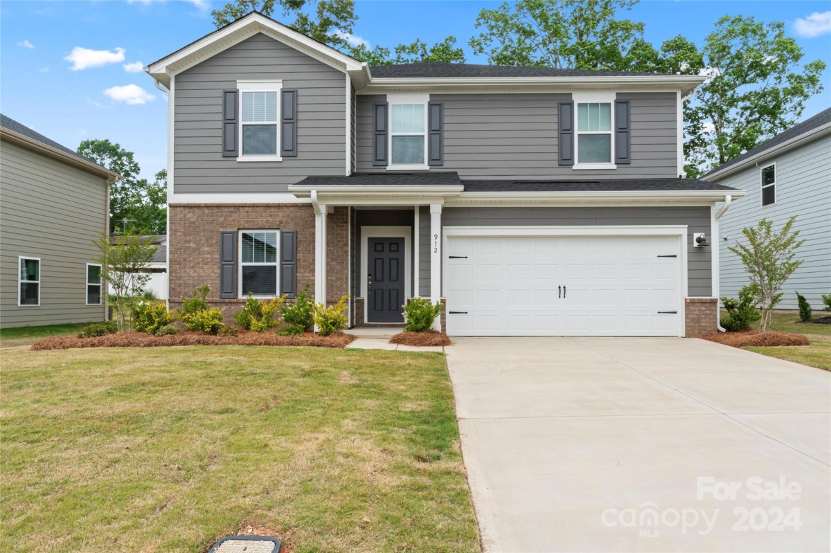 912 Clementine Road