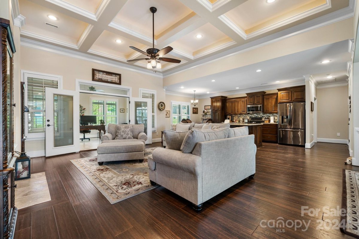 5160 Meadow Park Lane