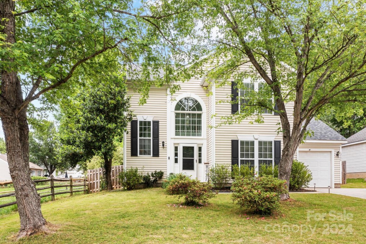 10124 Sparkling Brook Court