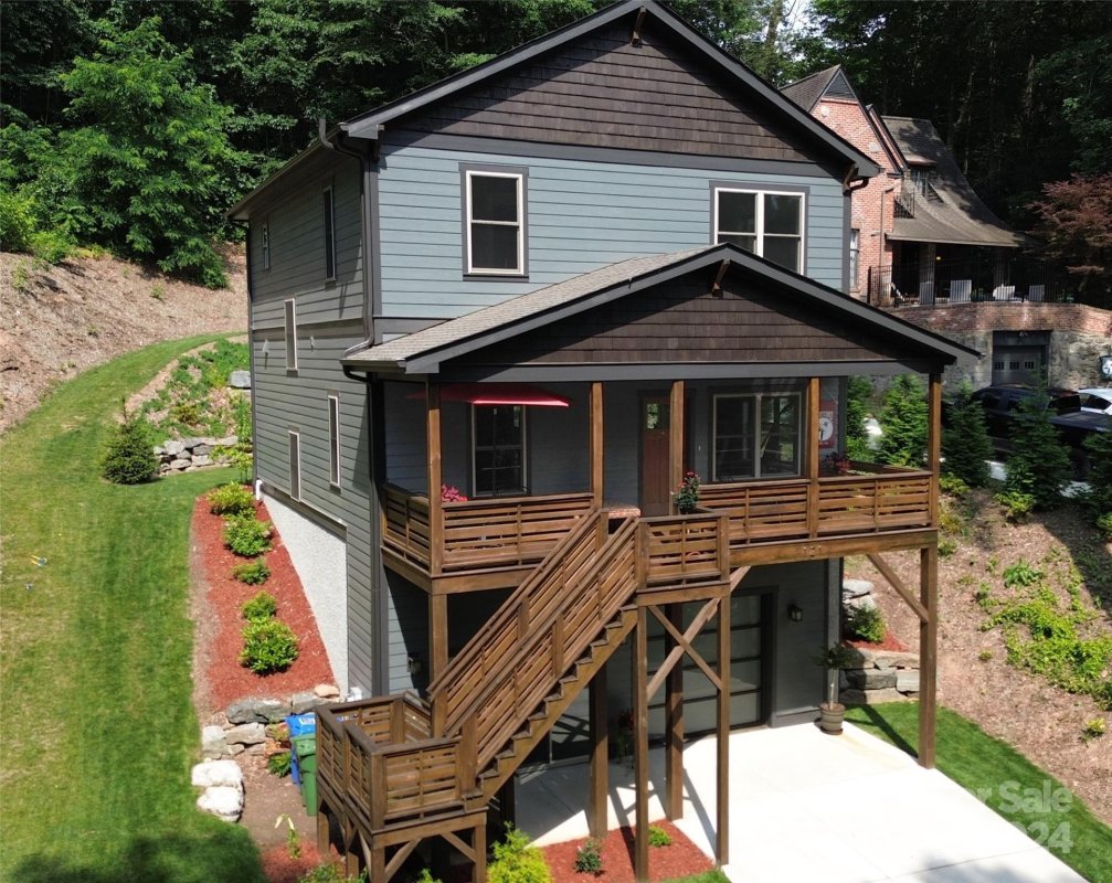 121 Hibriten Drive
