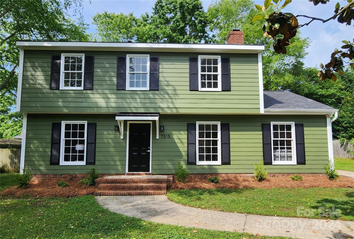 7315 Palmetto Court