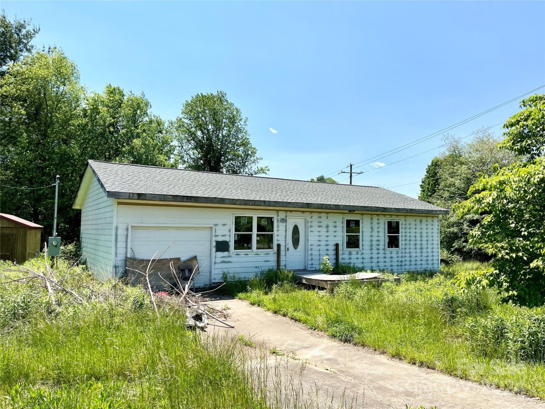 102 Willowbrook Road
