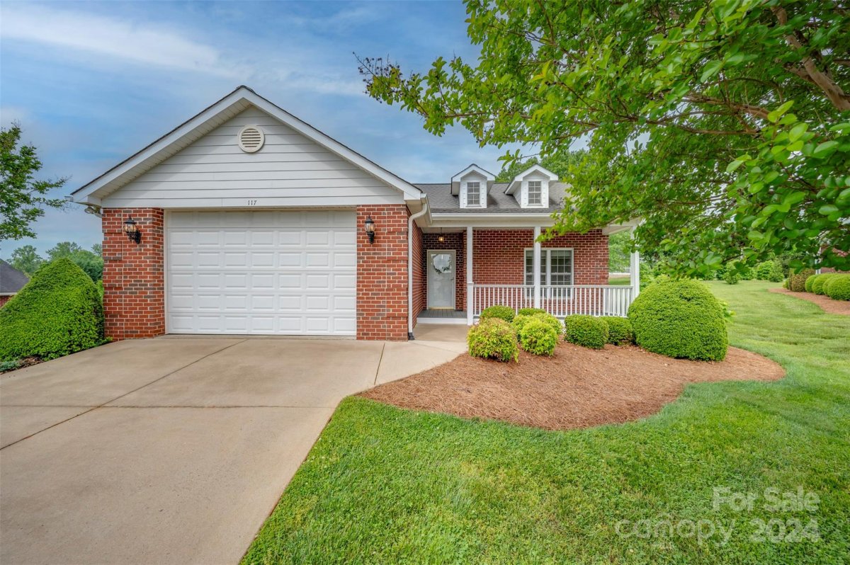 117 Charleston Court