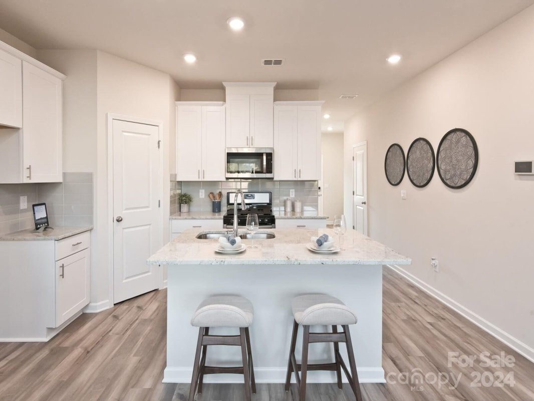 5343 Brailey Circle