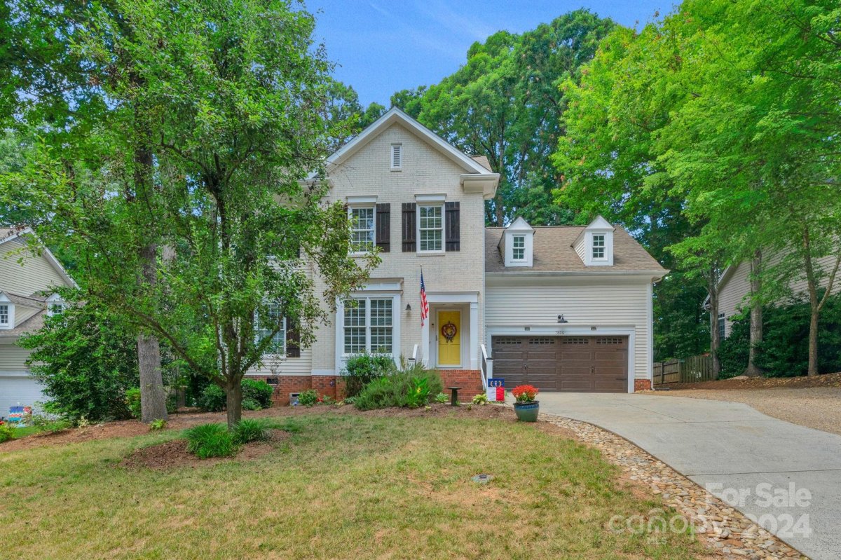 7806 Forest Oaks Lane