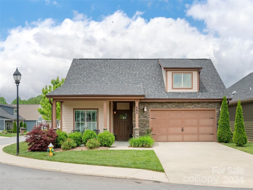 665 Summerfield Place