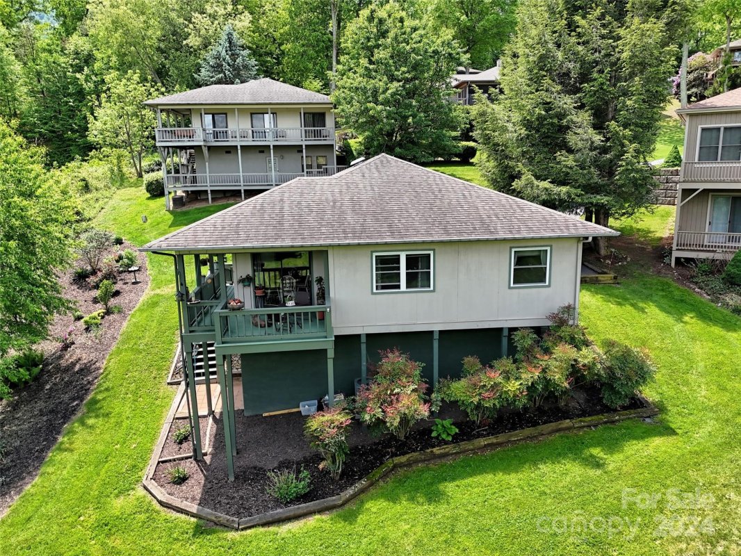 59 Winghaven Heights