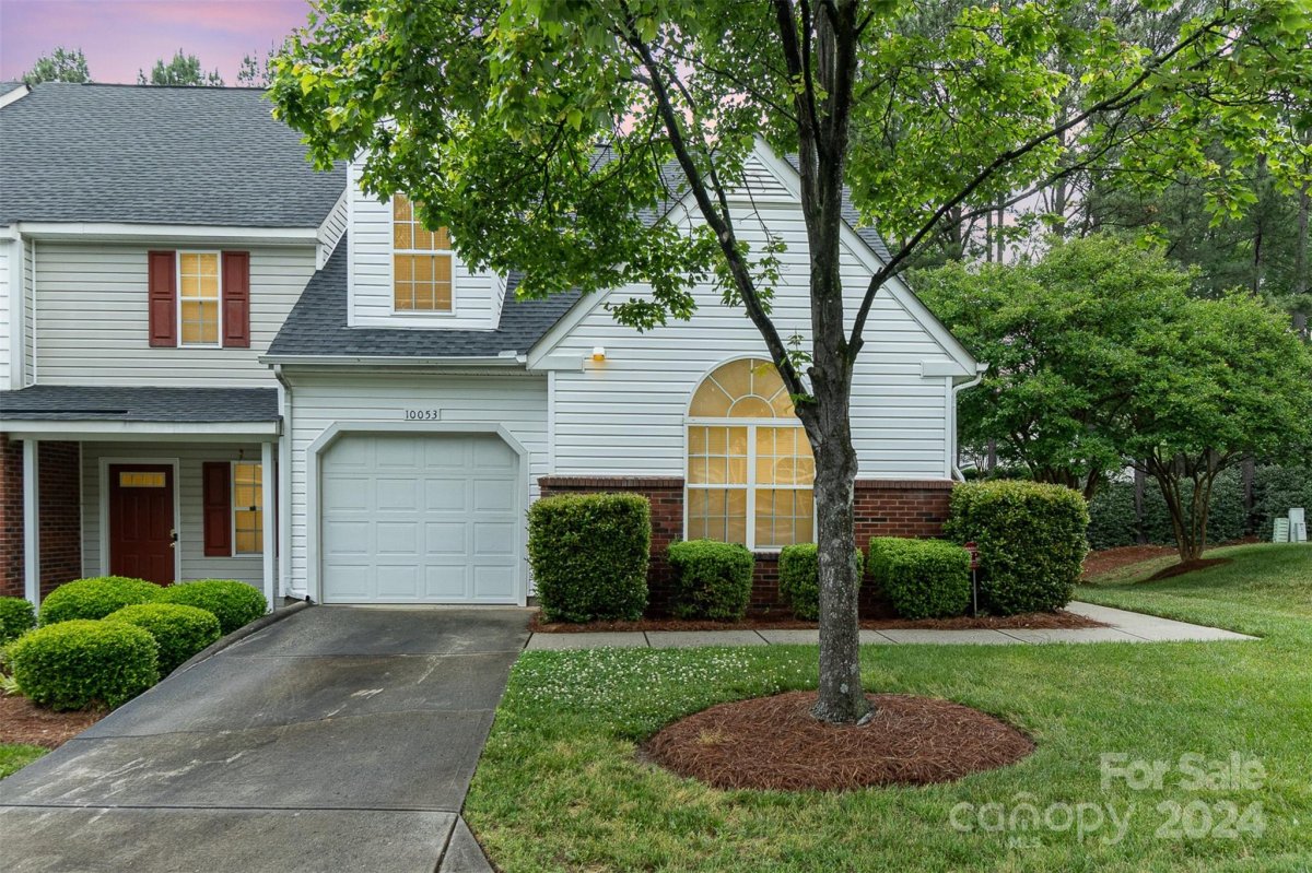 10053 University Park Lane