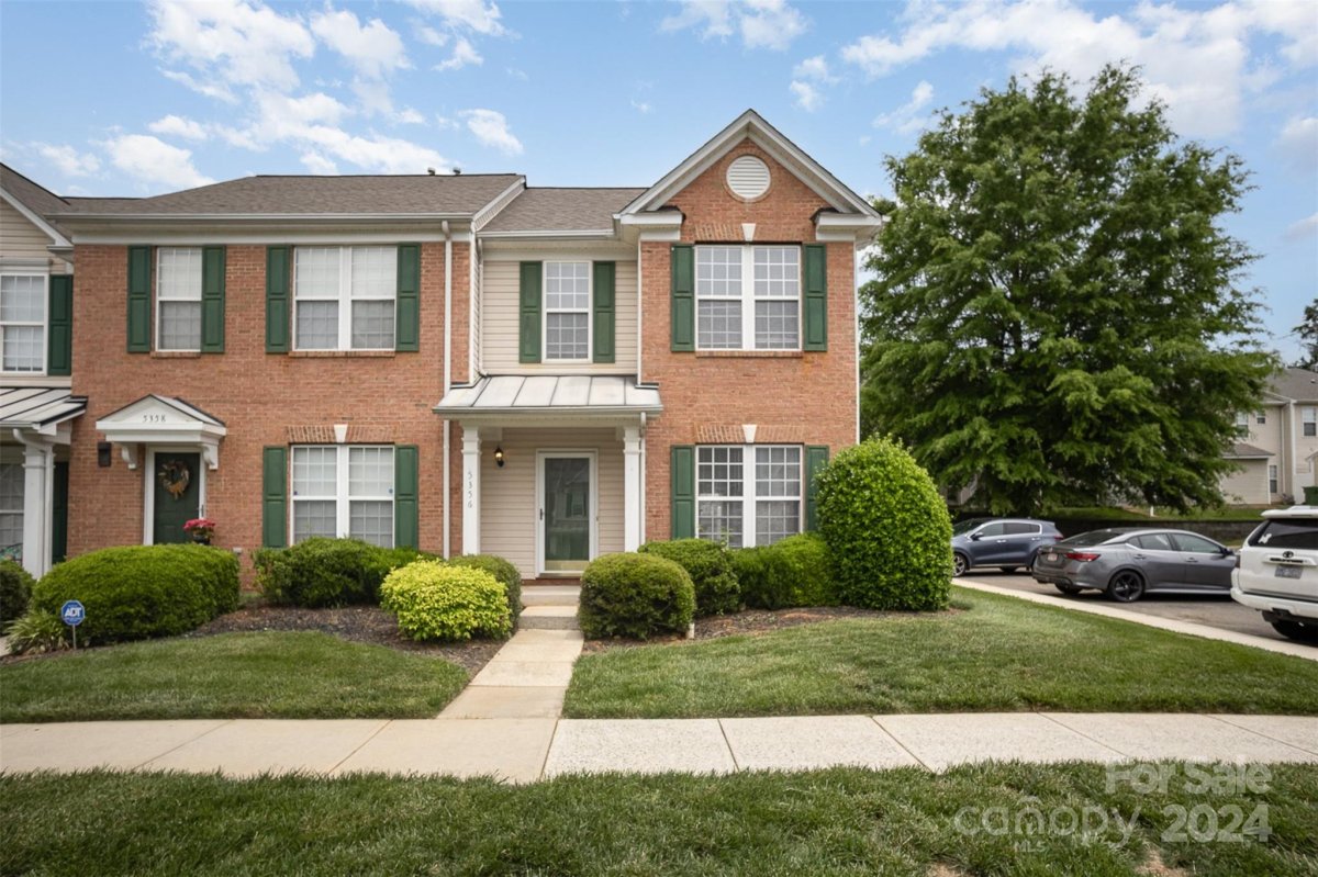 5356 Jocelyn Lane